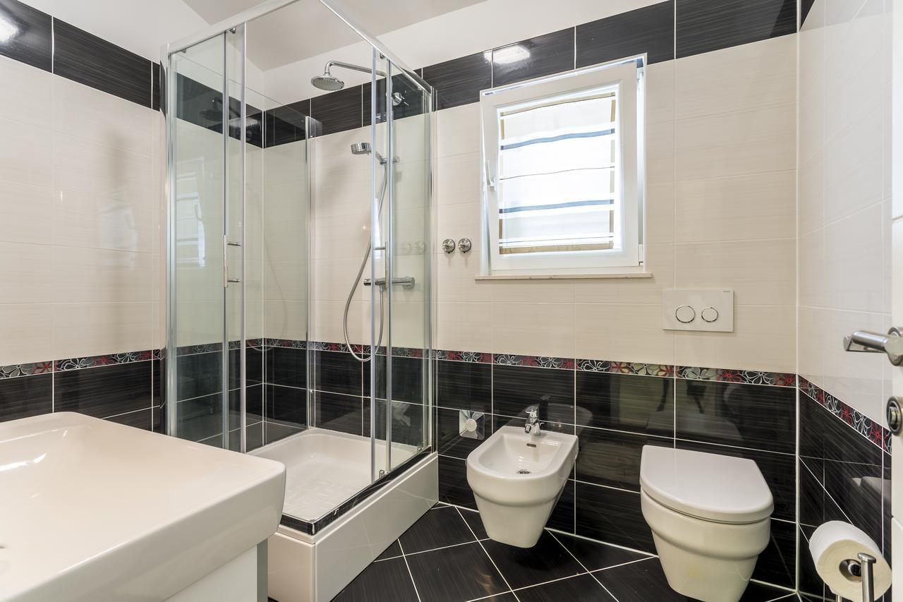 Apartmani Lukic Split Extérieur photo